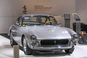 Ferrari 250 GT Lusso (1963) - auf dem Stand der Niki Hasler AG - Auto Zürich 2021