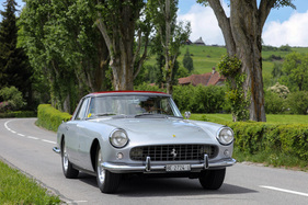Ferrari 250 GT Pininfarina (1958) - fällt mit seinem schlicht-eleganten Kleid kaum auf, selbst heutzutage nicht (1958)