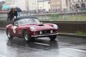Ferrari 250 GT Scaglietti Spider (1957) - in der Klasse Sportwagen am Start beim Gaisbergrennen 2014