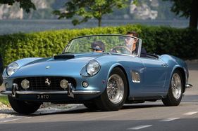 Ferrari 250 GT Spider California (1961) - am Concorso d'Eleganza Villa d'Este 2012 - Kategorie 'F - The Ferrari 250 Dynasty'