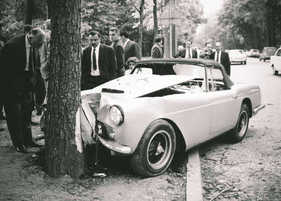 Ferrari 250 GT Spider - Unfallwagen von Porfirio Rubirosa in Paris im Jahr 1965