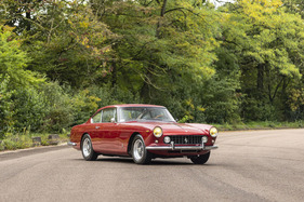 Ferrari 250 GTE (1962) - Lot 015 an der Artcurial „Automobiles sur les Champs" Versteigerung 2024