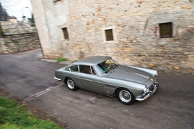 Ferrari 250 GTE 2+2 (1962) - angeboten als Lot 102 an der RM Auction Villa Erba am 25. Mai 2013