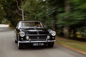 Ferrari 250 GTE 2+2 Series II 'Hot Rod' (1962) - als Lot 247 an der RM/Sotheby's Online Only Open Roads Versteigerung im Februar 2021