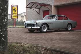 Ferrari 250 GTE 2+2 Series III by Pininfarina (1962) - als Lot 115 an der RM/Sotheby's Versteigerung in Paris am 7. Februar 2018