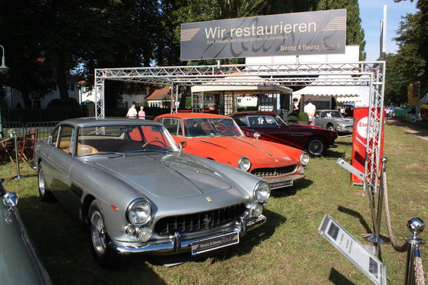 Ferrari 250 GTE in restauriertem und unrestaurierten Zustand - 24 Tour du Pont 2015