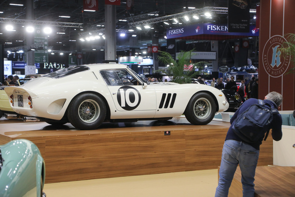 Ferrari 250 GTO (1962) - u.a. gefahren von Graham Hill und Jack Sears, gesehen bei Kidston - Rétromobile Paris 2024
