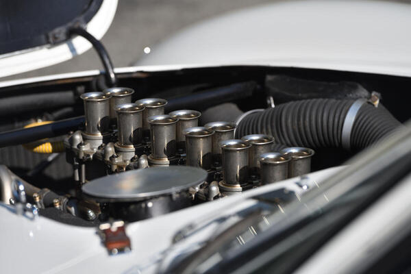 Bild: Ferrari 250 GTO "Bianco Speciale" (1962) bei Mecum Auctions – Motorraum