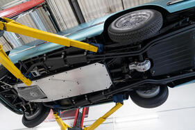 Ferrari 250 Gran Turismo Ellena (1958) - Blick auf den Unterboden, nur selten kriegt man einen Ferrari aus dieser Perspektive zu sehen (1958)