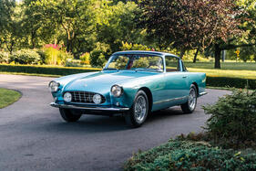 Ferrari 250 Gran Turismo Ellena (1958) - die hohe Dachlinie und das fehlende Dreiecksfenster kennzeichnen das Ellena-Coupé Ferrari 250 Gran Turismo Ellena (1958) - die hohe Dachlinie und das fehlende Dreiecksfenster kennzeichnen das Ellena-Coupé