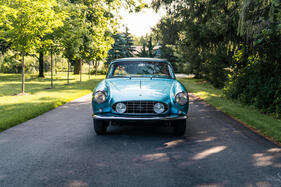 Ferrari 250 Gran Turismo Ellena (1958) - im Vergleich zum Vorgänger 250 Europa ist der Kühlergrill flacher