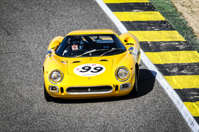 Ferrari 250 LM (1964) an der Jarama Classic 2016