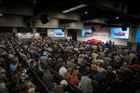 Bild Ferrari 250 LM (1964) - für USD 17,6 Millionen verkauft - Lot 113 an der RM/Sotheby's Versteigerung in Monterey am 13. - 15. August 2015