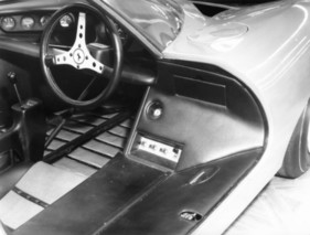 Ferrari 250/P5 Pininfarina (1968) - auf Sicherheit ausgelegt, die Gummi-Tanks liegen in den Türschwellen - Genfer Autosalon 1968