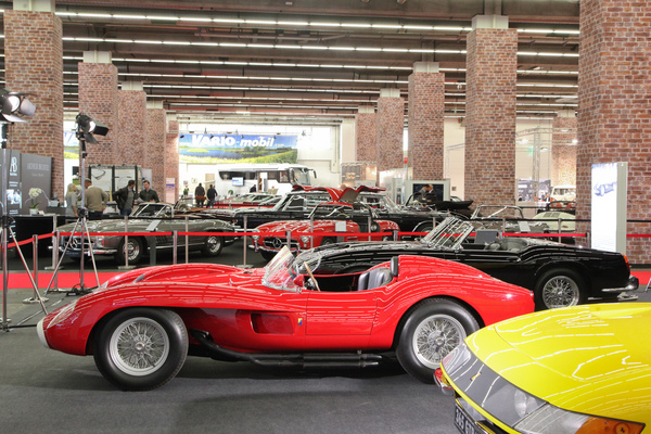 Ferrari 250 Testarossa (1958) - als Rennwagen noch elegant sein durften - IAA Heritage by Motorworld 2019
