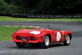 Ferrari 268 SP (1962) - als Lot 240 an der RM/Sotheby's Versteigerung von Monterey am 19./20. August 2016