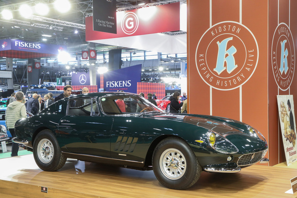 Ferrari 275 GTB (1965) - in Grün bei Kidston - Rétromobile Paris 2024