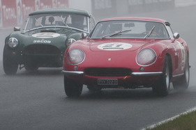 Ferrari 275 GTB 2 (1965) - im Plateau 4 (1962-1965) an der Le Mans Classic 2012