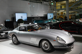 Ferrari 275 GTB/4 (1967) - mit vier Nockenwellen, auf dem Stand von Niki Hasler - 38. Auto Zürich 2025