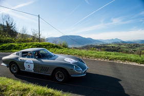 Ferrari 275 GTB/C (1965) an der Tour Auto Optic 2ooo auf Etappe 4 am 11. April 2014 (Startnummer 005)