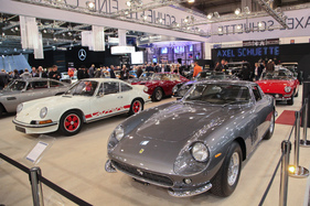 Ferrari 275 GTB und Porsche 911 Carrera RS bei Axel Schuette - gesehen an der Techno Classica 2016