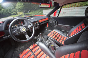 Ferrari 288 GTO (1985) - als Lot 032 an der Bonhams Quail Lodge Auction am 14. August 2015