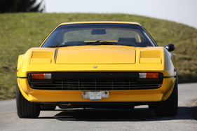 Ferrari 308 GTB (1976) - die Kunststoff-Karosserie war sorgfältig verarbeitet