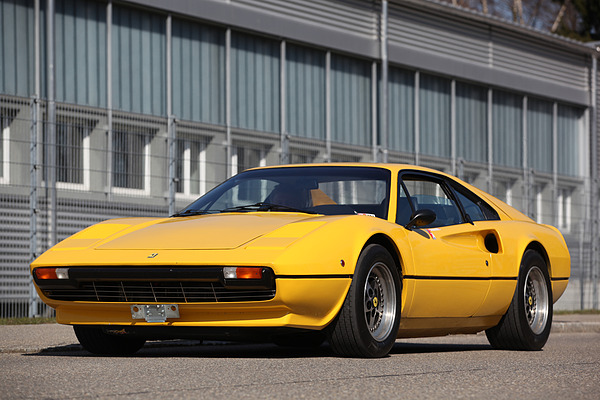 Ferrari 308 GTB (1976) - die Räder entsprechen nicht der Serienausführung