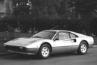 Ferrari 308 GTB (1976) - draussen - von schräg vorne gesehen