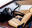 Ferrari 308 GTB (1976) - sportliches Cockpit und komfortable Platzverhältnisse