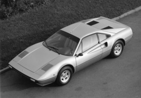 Ferrari 308 GTB (1976) - von schräg oben