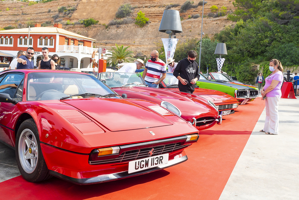 Ferrari 308 GTB (1977) an der Mallorca Classic Week 2021 – In der mallorquinischen Herbstsonne ruhend