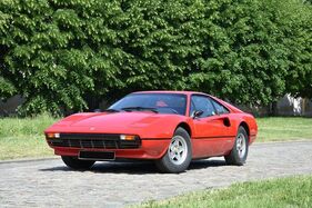 Ferrari 308 GTB (1978) - als Lot 058 angeboten an der Artcurial Le Mans Classic Versteigerung am 30. Juni 2023