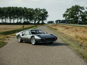 Ferrari 308 GTB 'Dry Sump' (1979) - als Lot 127 angeboten an der Bonhams Zoute Versteigerung am 9. Oktober 2022