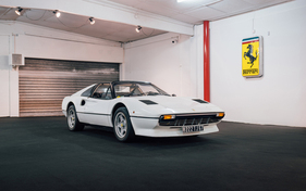 Ferrari 308 GTS (1978) - als Lot 118 an der RM/Sotheby’s Dubai Versteigerung 2024