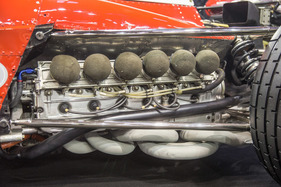 Ferrari 312 B2 (1971) - Blick auf den Zwölfzylindermotor - Rétromobile Paris 2020