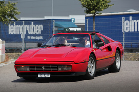 Ferrari 328 GTS (1987) - oben offen (3. Youngtimer- und Classictreffen Pratteln am 15. Juli 2018)