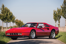 Ferrari 328 GTS (1988) - als Lot 134 angeboten an der RM/Sotheby's Versteigerung in Paris am 3. Februar 2016