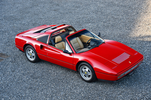 Ferrari 328 GTS (1988) - als Lot 60 an der Versteigerung der Oldtimer Galerie in Toffen am 19. Oktober 2019
