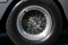 Ferrari 330 GT (1967) - Borrani-Felgen gab es bei der Serie 2 nur auf Wunsch
