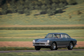 Ferrari 330 GT (1967) - beinahe 250 km/h waren drin