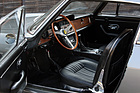 Ferrari 330 GT (1967) - bequeme Sessel vorne (1967)