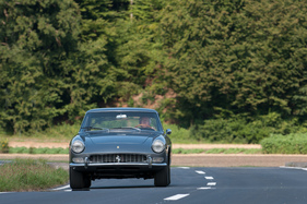 Ferrari 330 GT (1967) - leicht untersteuernd ausgelegt