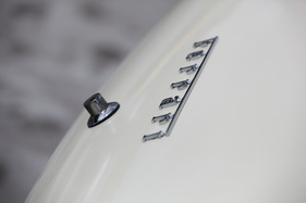 Ferrari 330 GT 2+2 (1965) - Schriftzug am Heck - an der Dolder-Versteigerung der Oldtimer Galerie am 11. Juni 2016