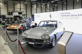 Ferrari 330 GT 2+2 Serie 1 (1964) komplett restauriert, bei Niki Hasler AG – Swiss Classic World Luzern 2022
