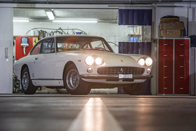 Ferrari 330 GT 2+2 Serie 1 (1965) - als Lot 37 an der Versteigerung der Oldtimer Galerie Toffen anlässlich der Dolder Classics am 11. Juni 2016