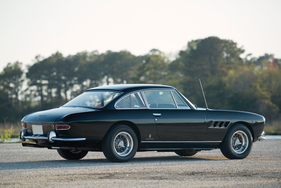 Ferrari 330 GT 2+2 Series II (1966) - als Lot 151 unter dem Hammer an der RM Auction in Monterey am 15./16. August 2014