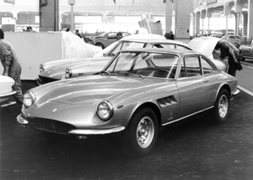Ferrari 330 GTC (1966) - 300 PS aus vier Litern Hubraum und mit demselben Radstand wie der 275 GTB - Genfer Autosalon 1966