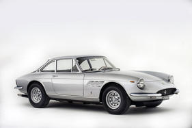 Ferrari 330 GTC (1967) - als Lot 25 an der Bond Street Versteigerung von Bonhams am 6. Dezember 2015
