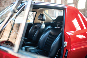 Ferrari 330 GTC Zagato (1967/1974) - enge Kabine